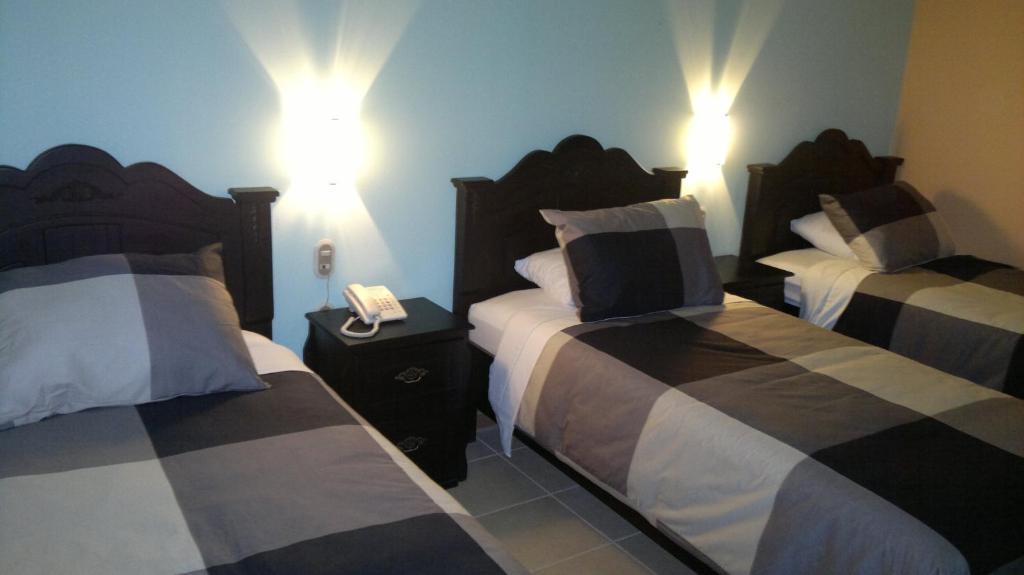 Hotel Eskalima Alajuela Room photo